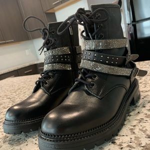 Steve Madden Boots